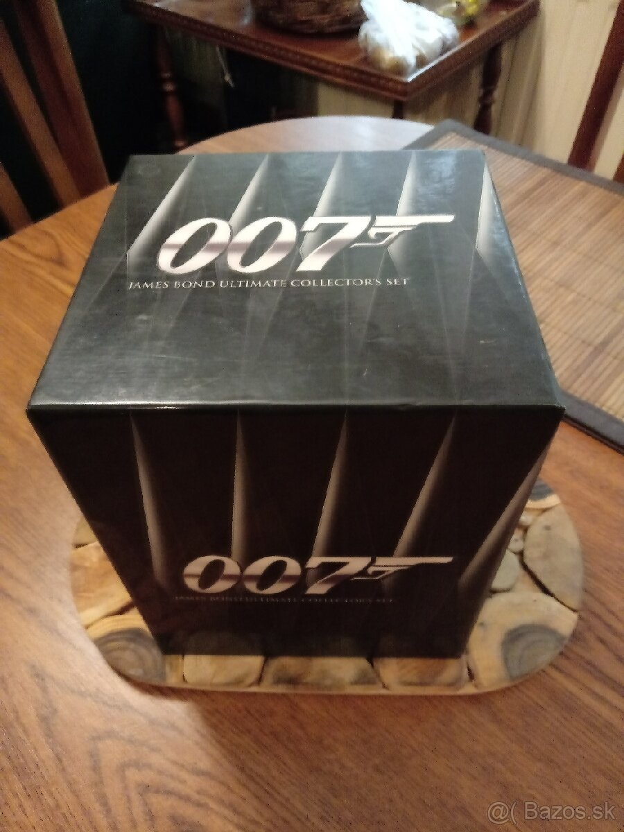 predám komplet DVD James BOND - 25 kusov
