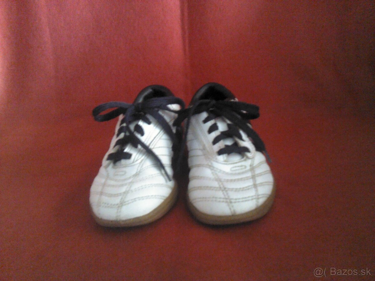 KOŽENÉ DETSKÉ BOTASKY zn. ADIDAS
