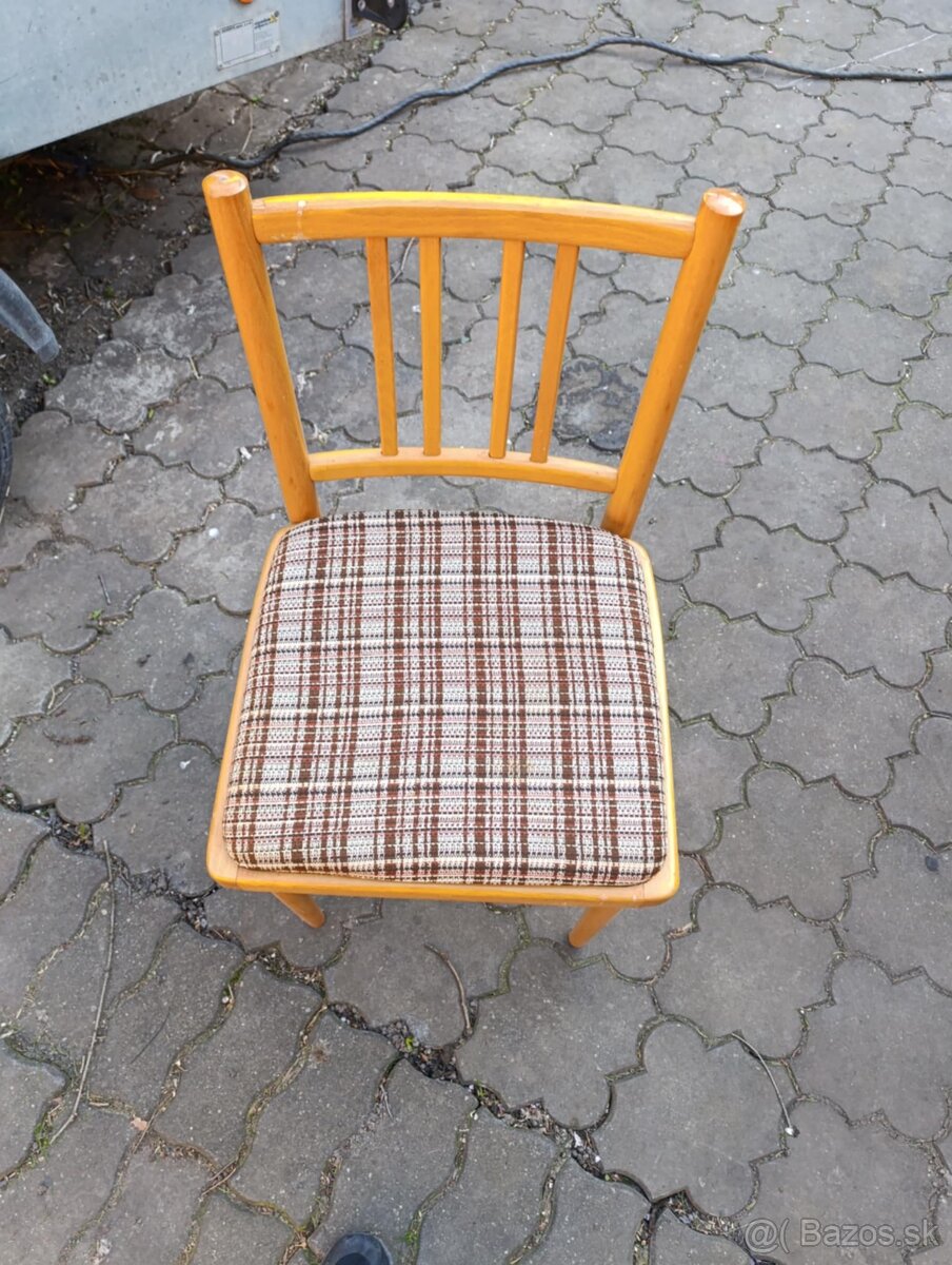 Retro stoličky