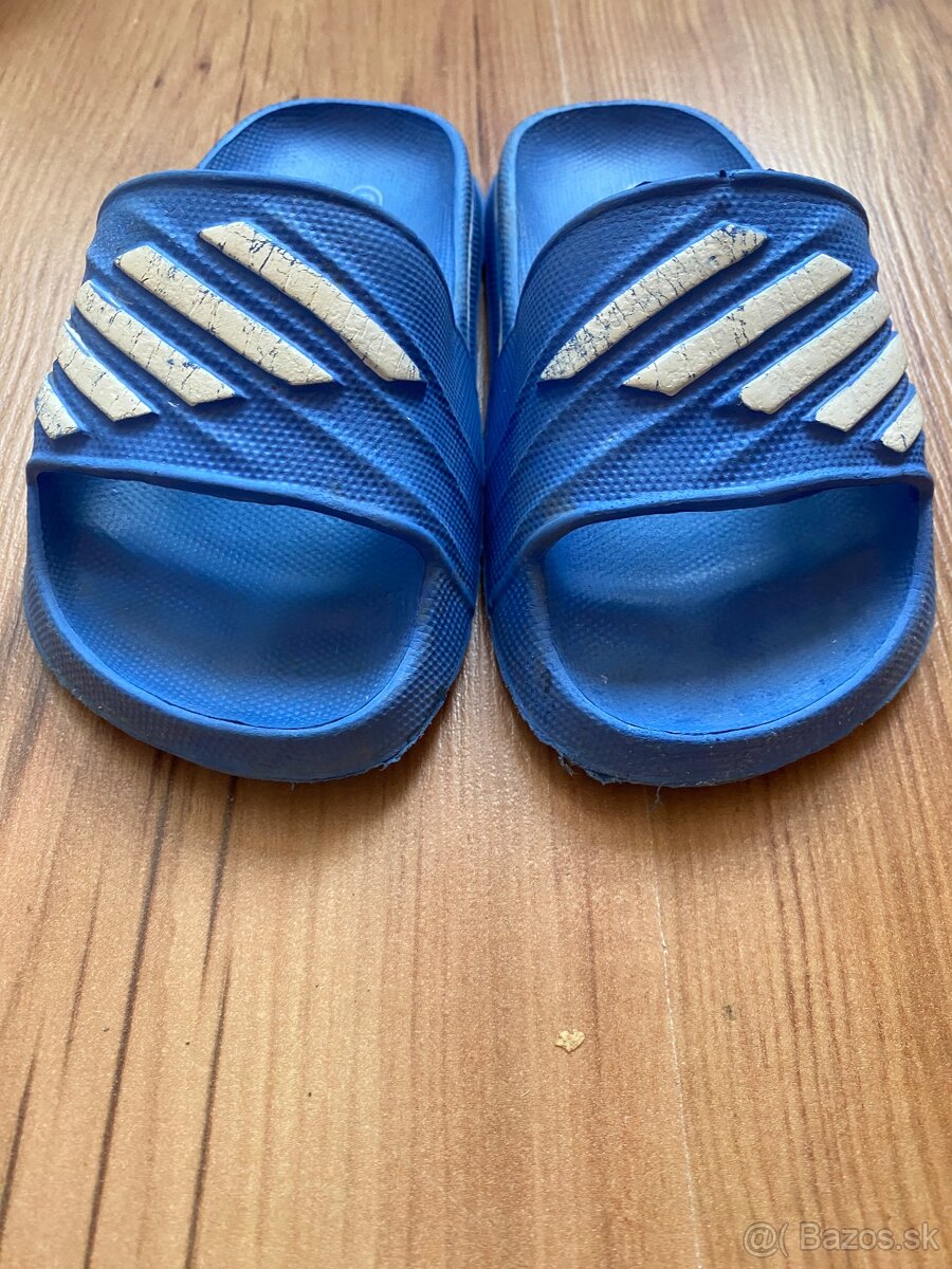 Šľapky Adidas