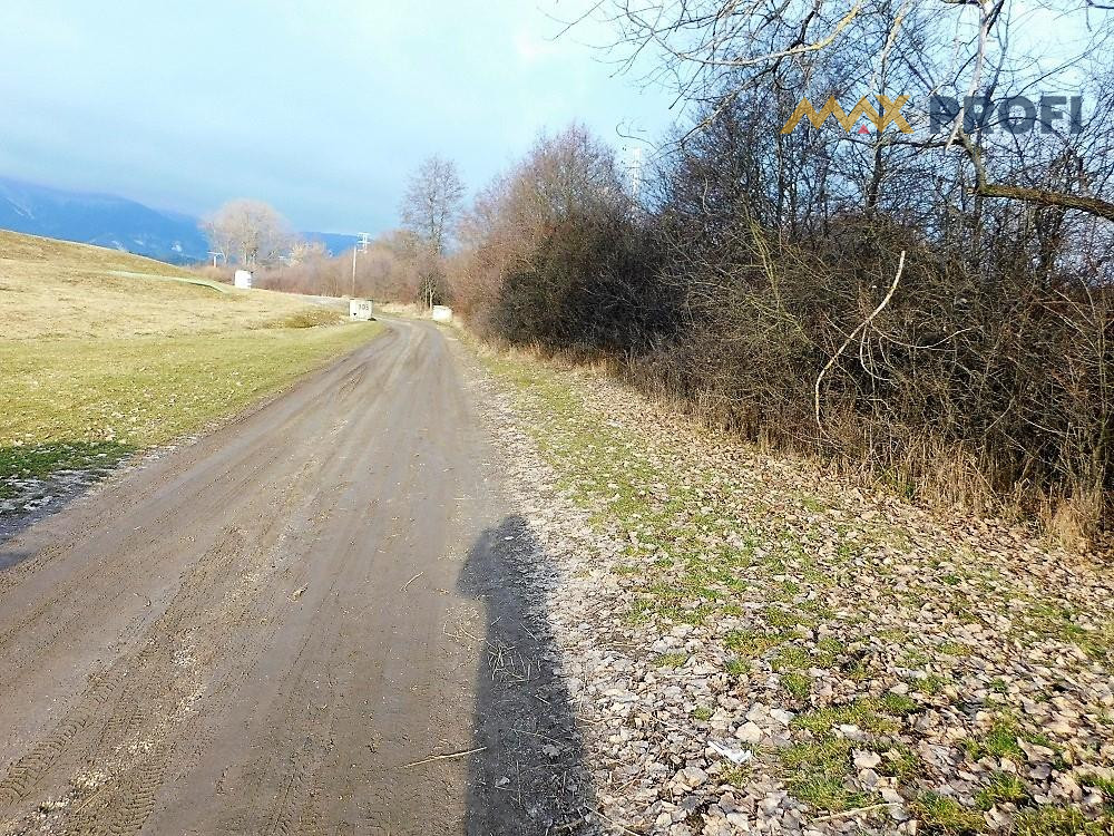 Na predaj, veľký pozemok 12.578m2 v priemyselnej zóne, mesto