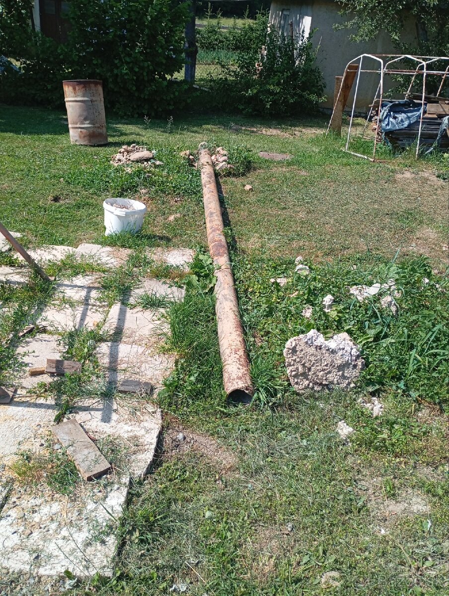 Hrubostenna železná rúra 544cm