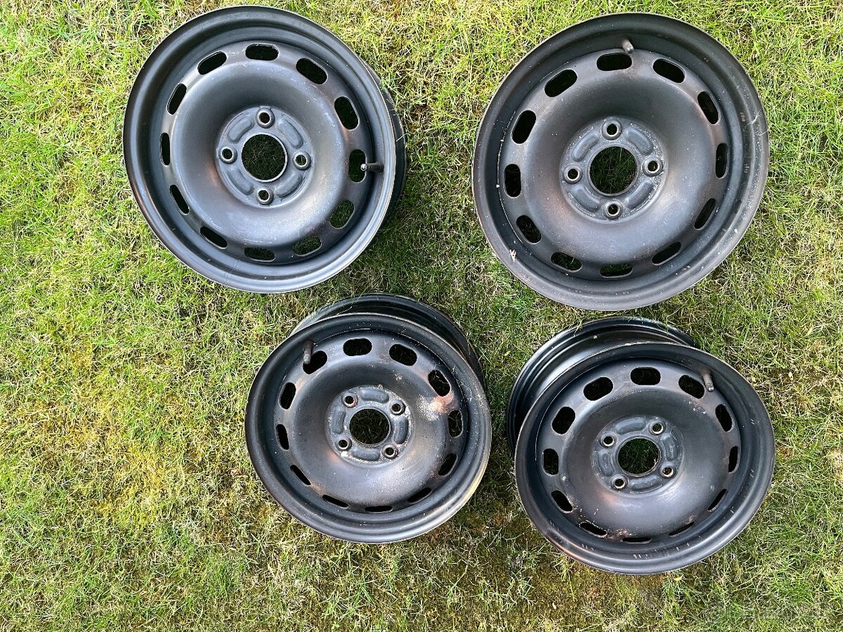 Predám používané plechové disky na Ford Fiesta