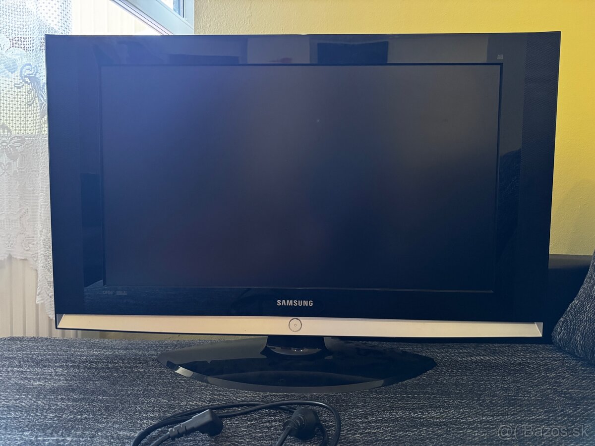 TV Samsung Model: LE32S71B