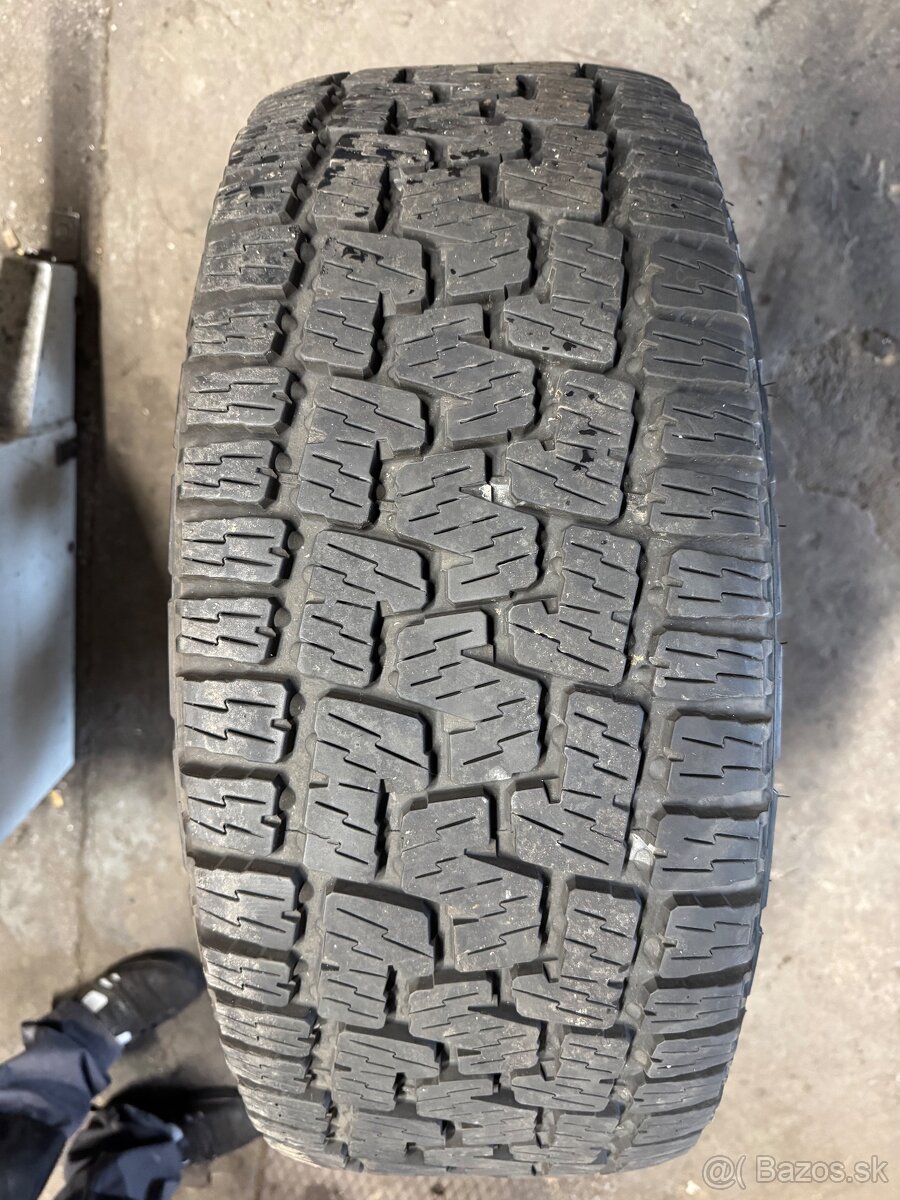 Pirelli 275/55R20 8mm 4ks