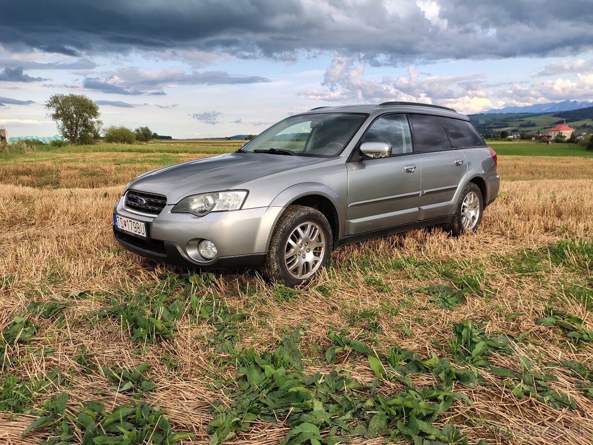 Subaru Outback 2,5 benzín