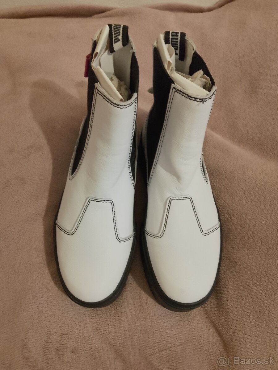 Dámske čižmy Puma. /36