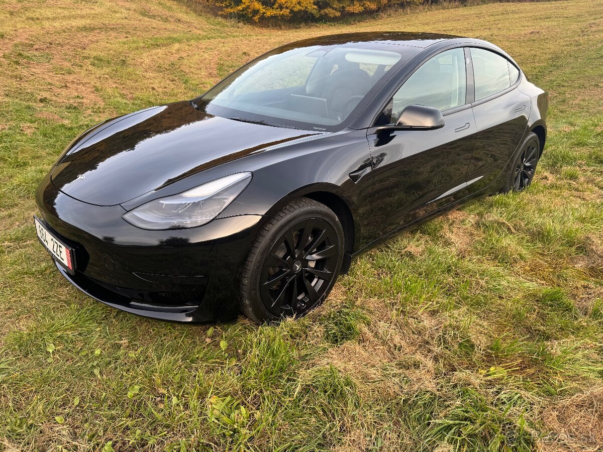 Tesla model 3 Refresh Štandard Range