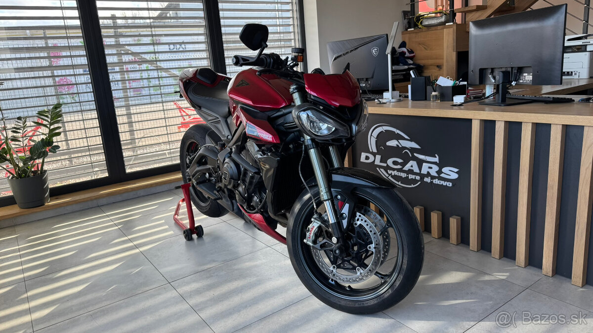 Triumph Street Triple RS