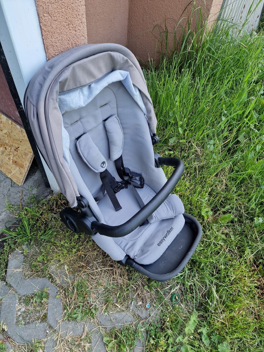 EasyWalker Harvey 2 sportova cast