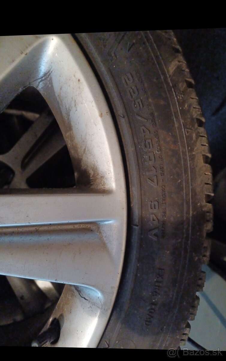 225/45 r17