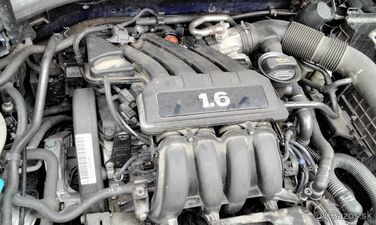 Volkswagen Golf V 1.6 2004 predám DVERE, MOTOR BGU, zadný ná