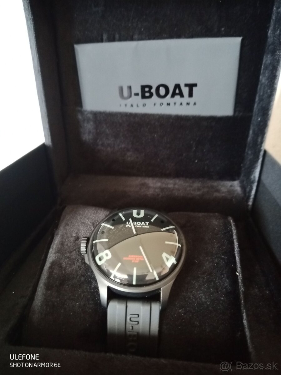 hodinky U-boat Darkmoon 9544