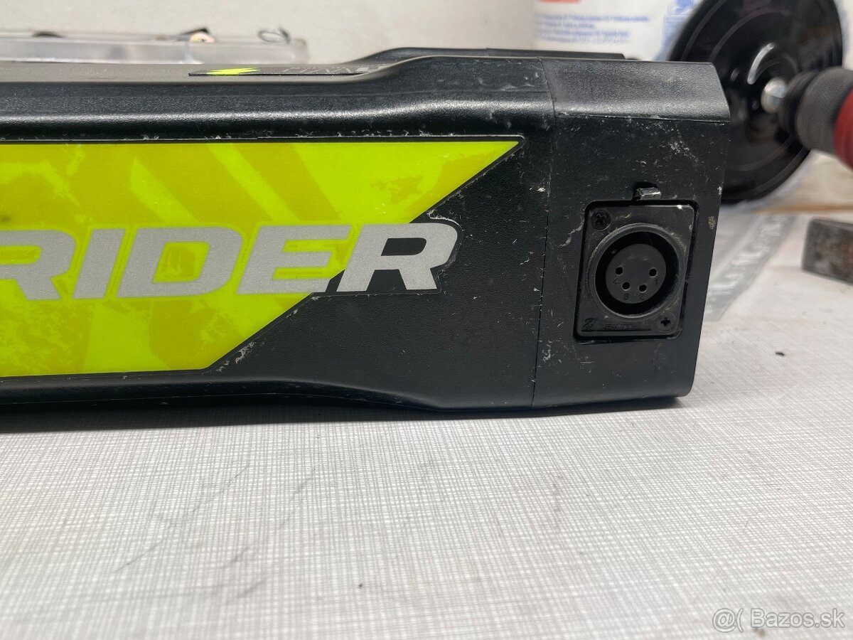 🔋 Na predaj set batéria + držiak Rockrider 36V 11.6Ah (418W