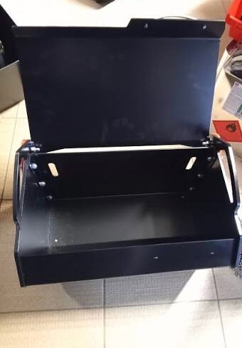 Kaslik skrinka na náradie