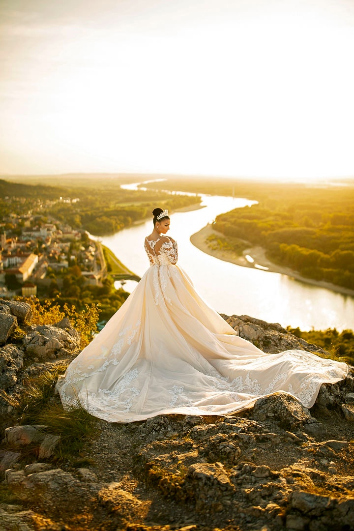 Luxusné svadobné šaty