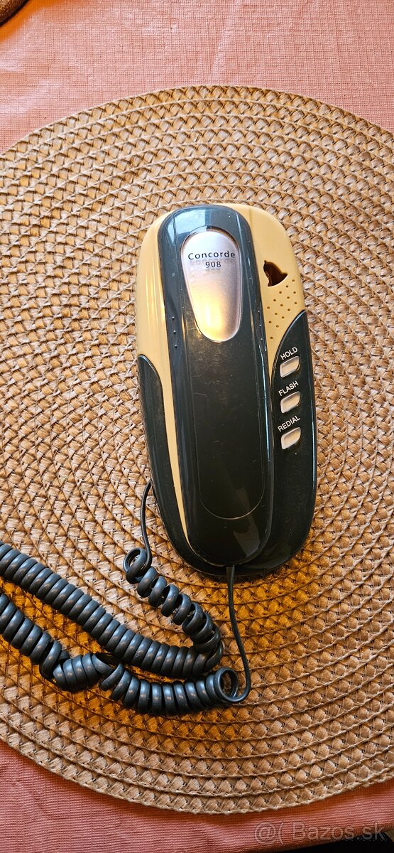 Telefon na pevnu linku