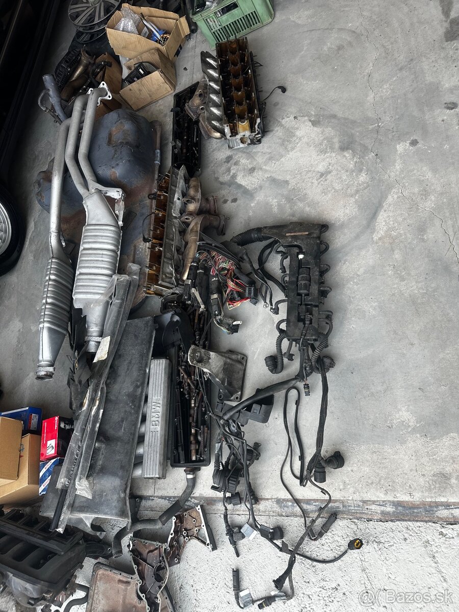 Rozpredam bmw e38 e31 V12 long