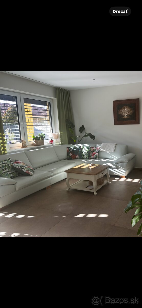 Kožená rohova sedačka