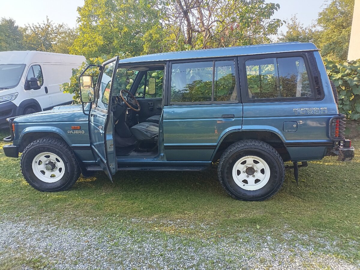 Mitsubishi pajero 2.5