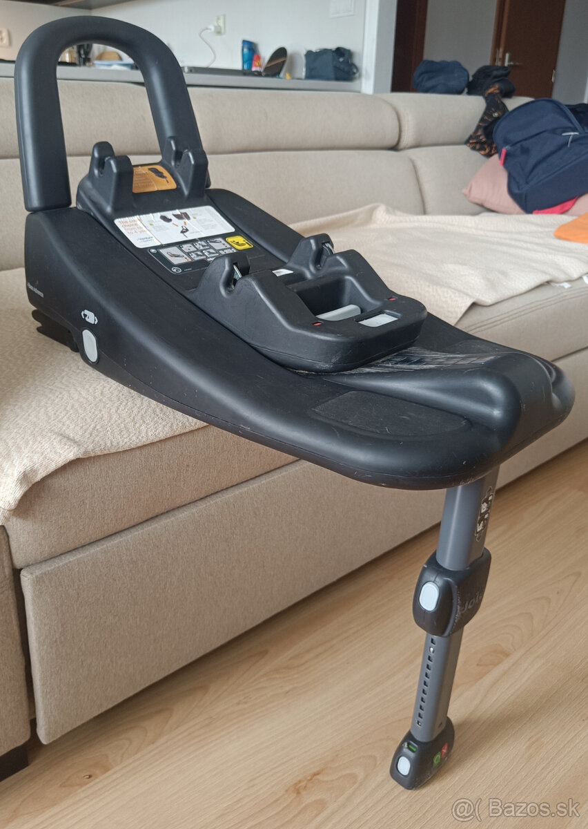 Autosedačka Joie i-Venture + základňa i-Base Advance