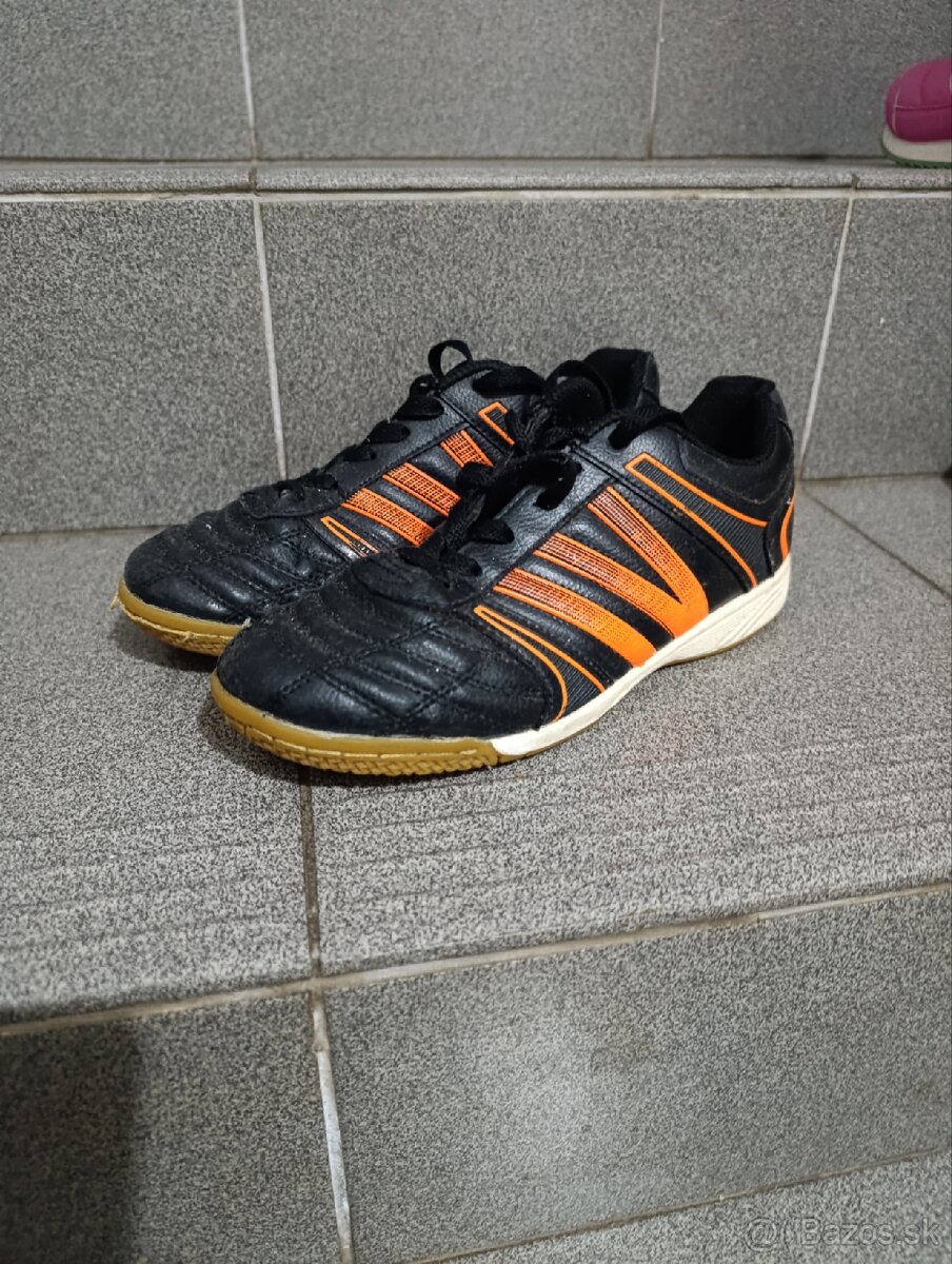 Detské halovky veľkosť 39