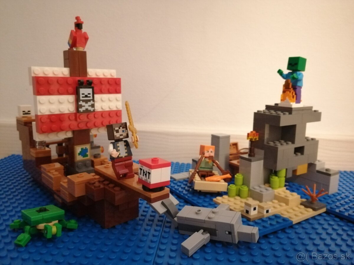 Lego Minecraft 21152 Pirátska loď