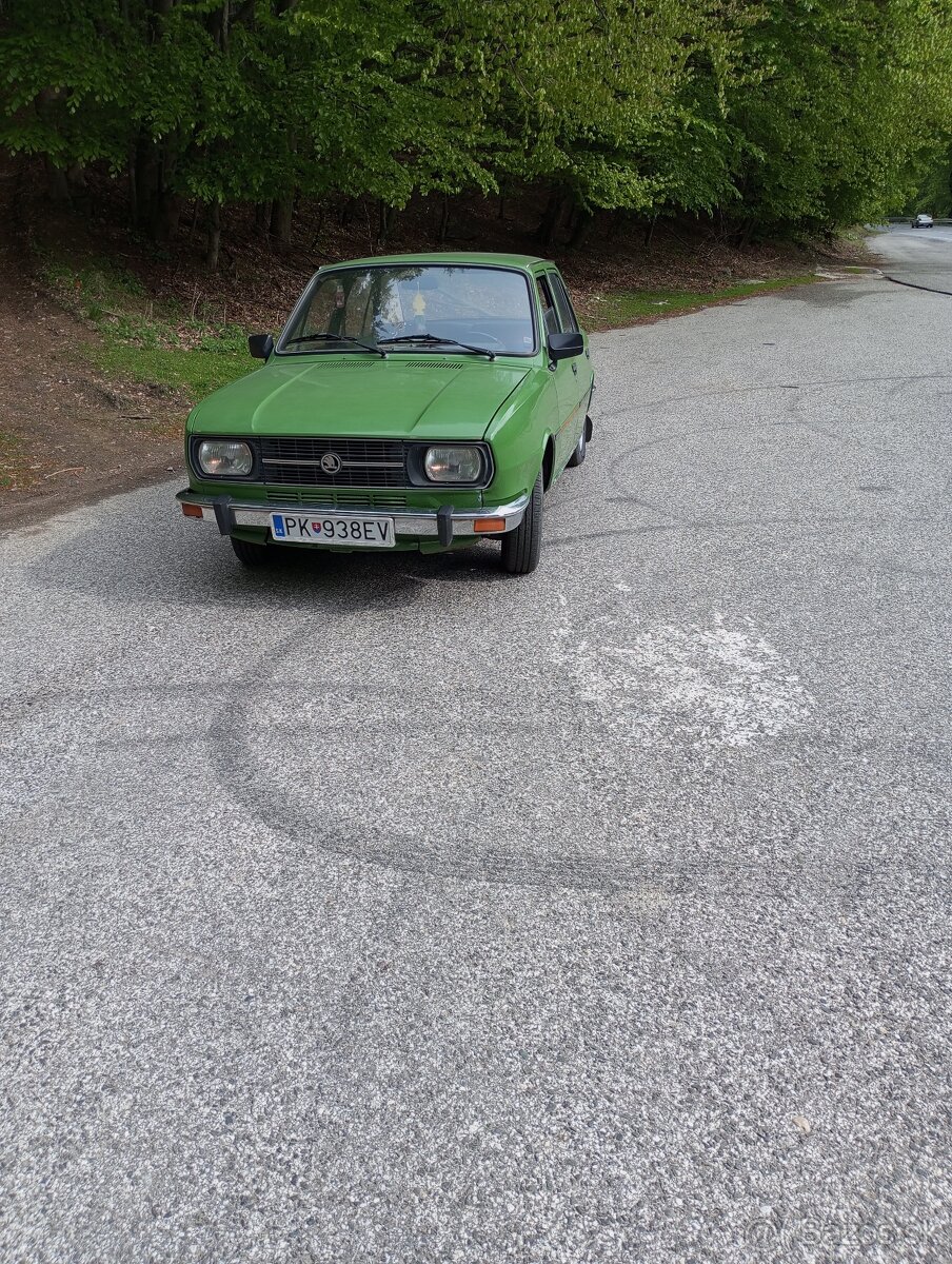 Škoda 105l užovka 1983