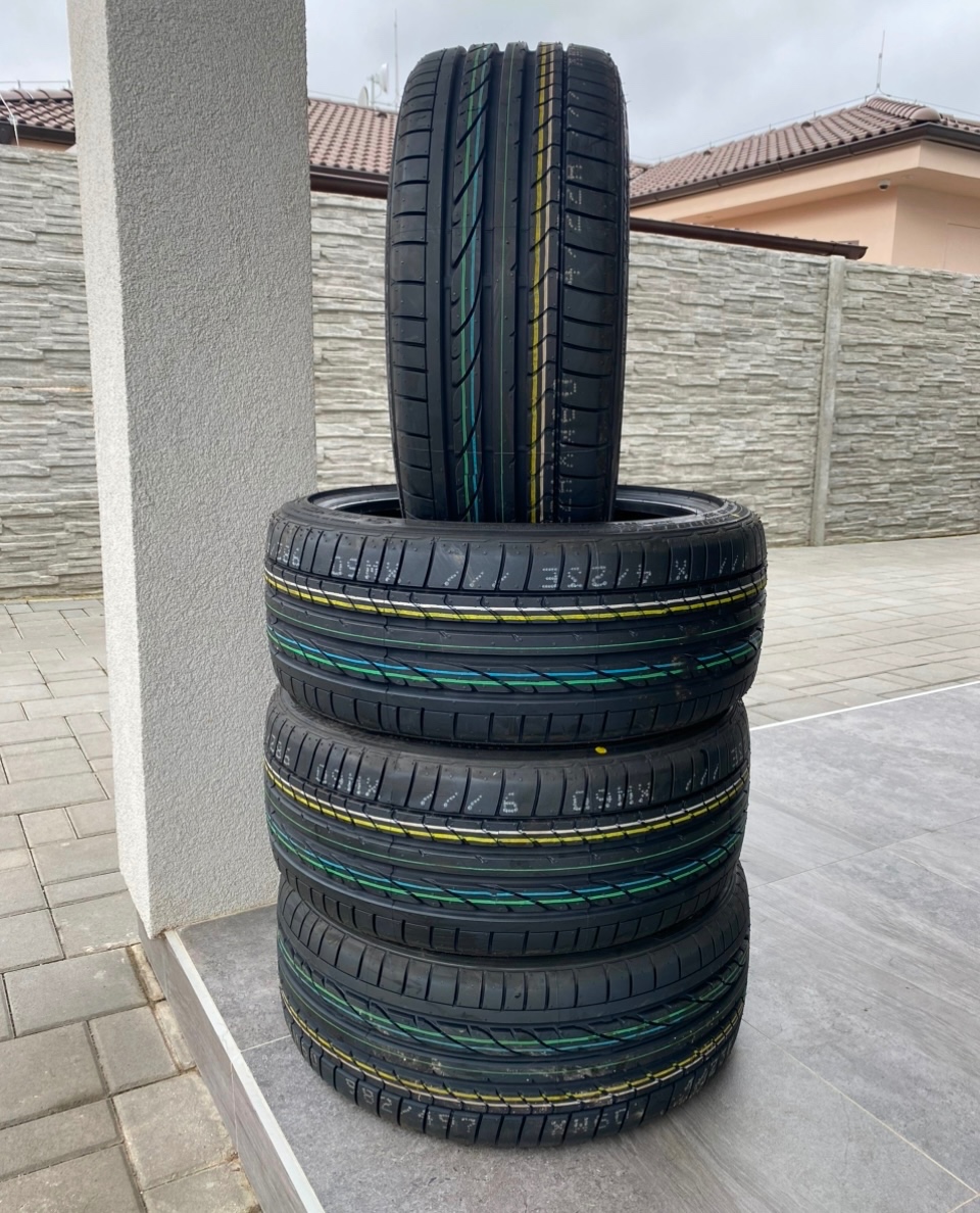 215/40/18 bridgestone potenza RUN FLAT - letne