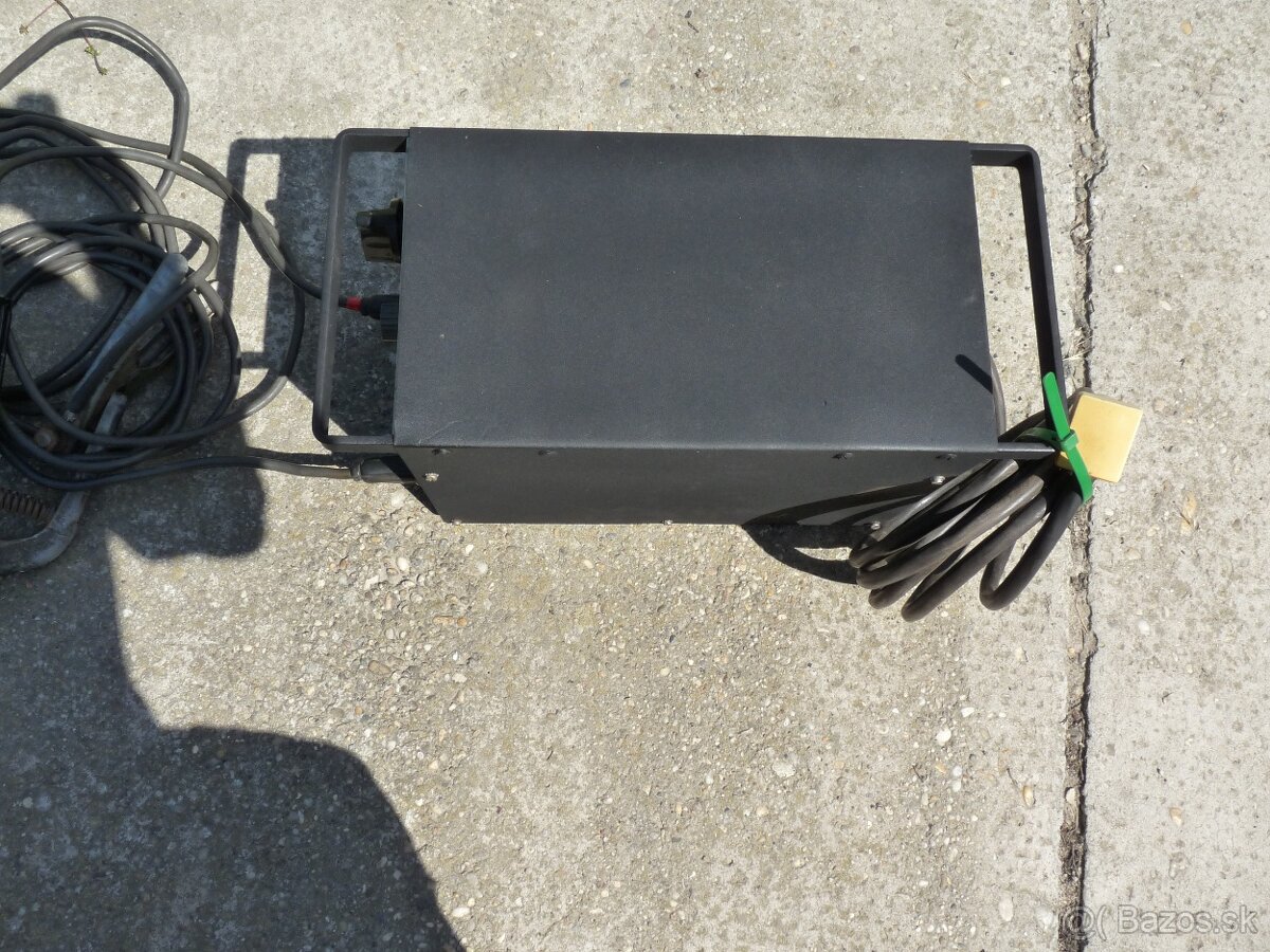 Zváračka ZU-130.11 Vyrobca BEZ Bratislava na 230Volt