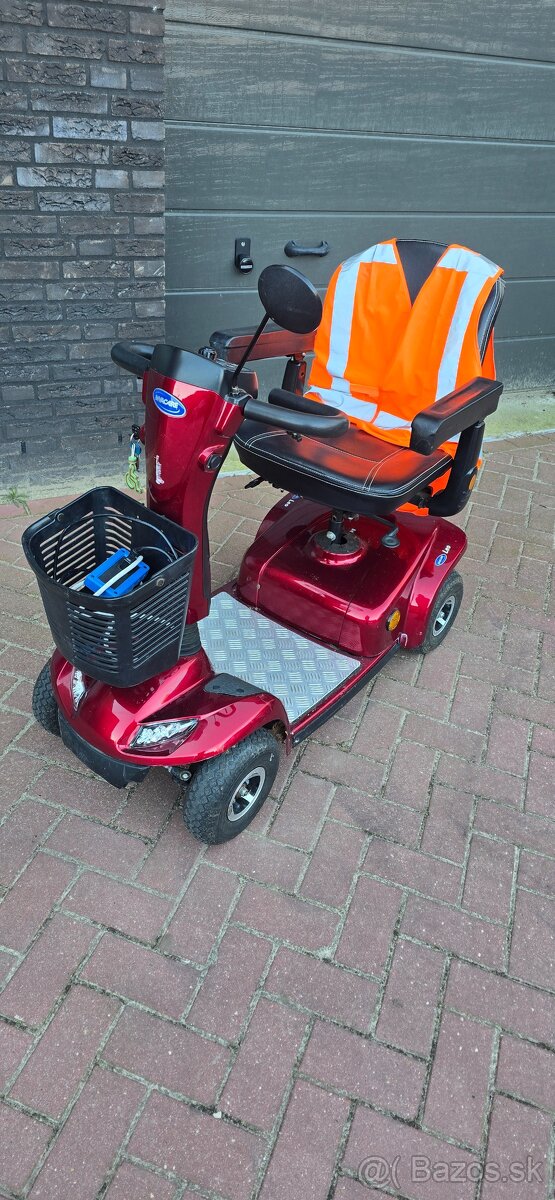 Elektricky vozik Invacare