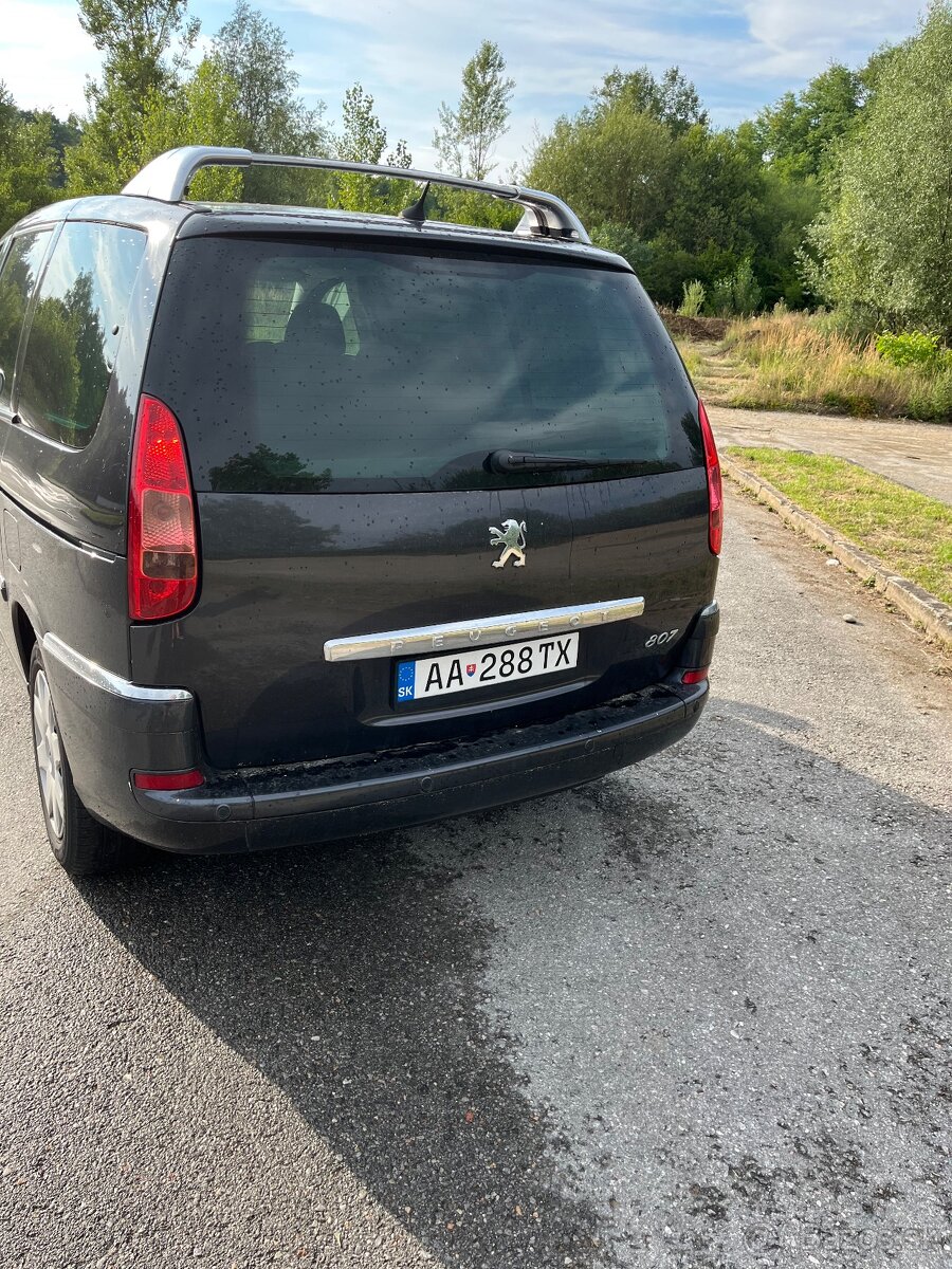 Predám Peugeot 807