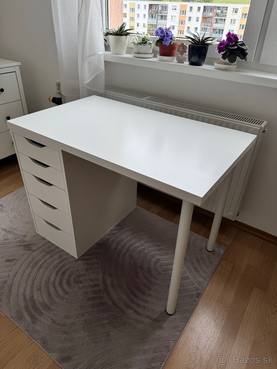 Stôl IKEA