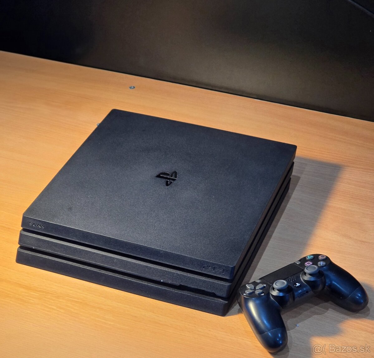 Playstation 4 Pro - 1TB