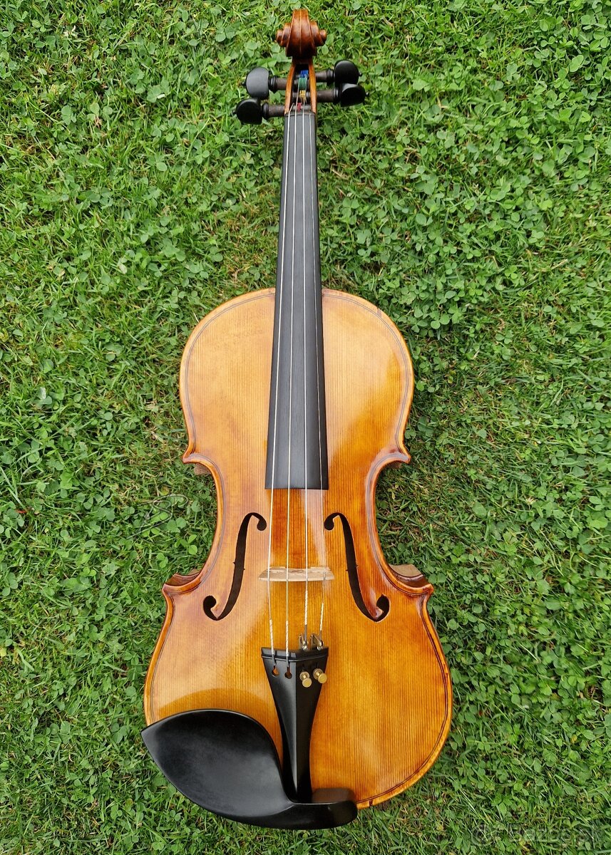 Zaujímavé husle 4/4