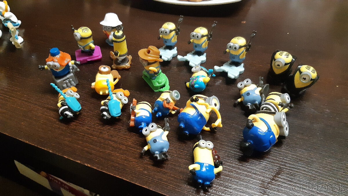 Predám hračky z kindervajičok - Mimoni.