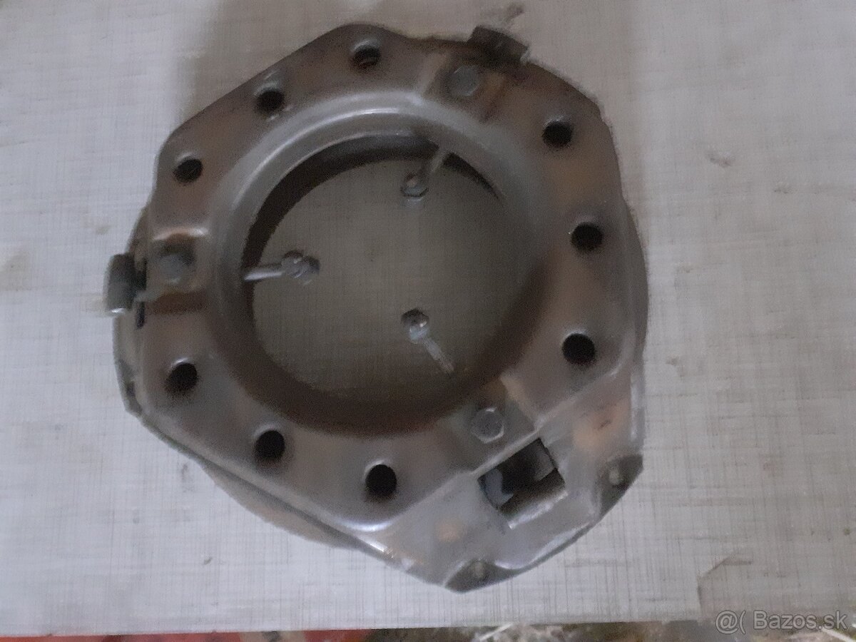 Predavam pritlacak na STEYR 80, 80a, 84, 86