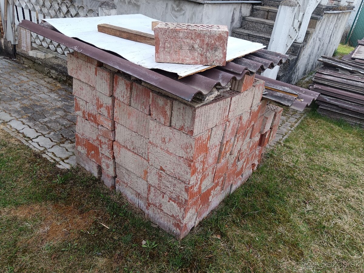 Paleta tehly