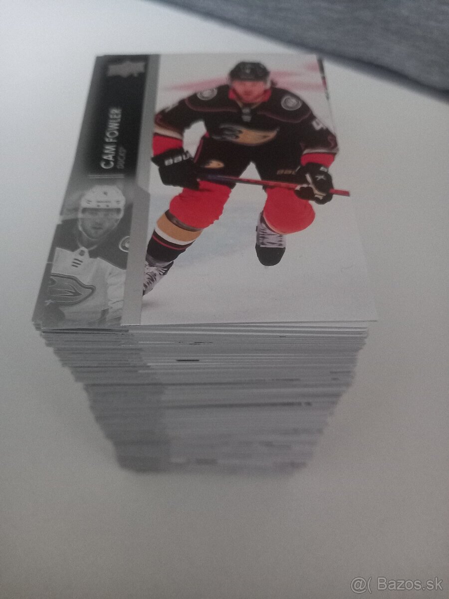 Hokejove karty,karticky - 2021/22 UD