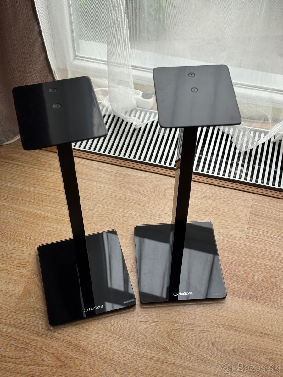 Norstone Esse Stand Stojany pod repro