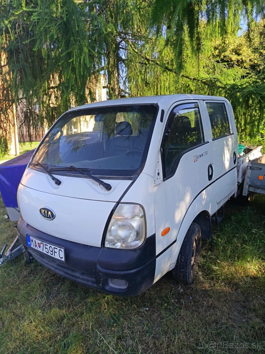 Kia k2500
