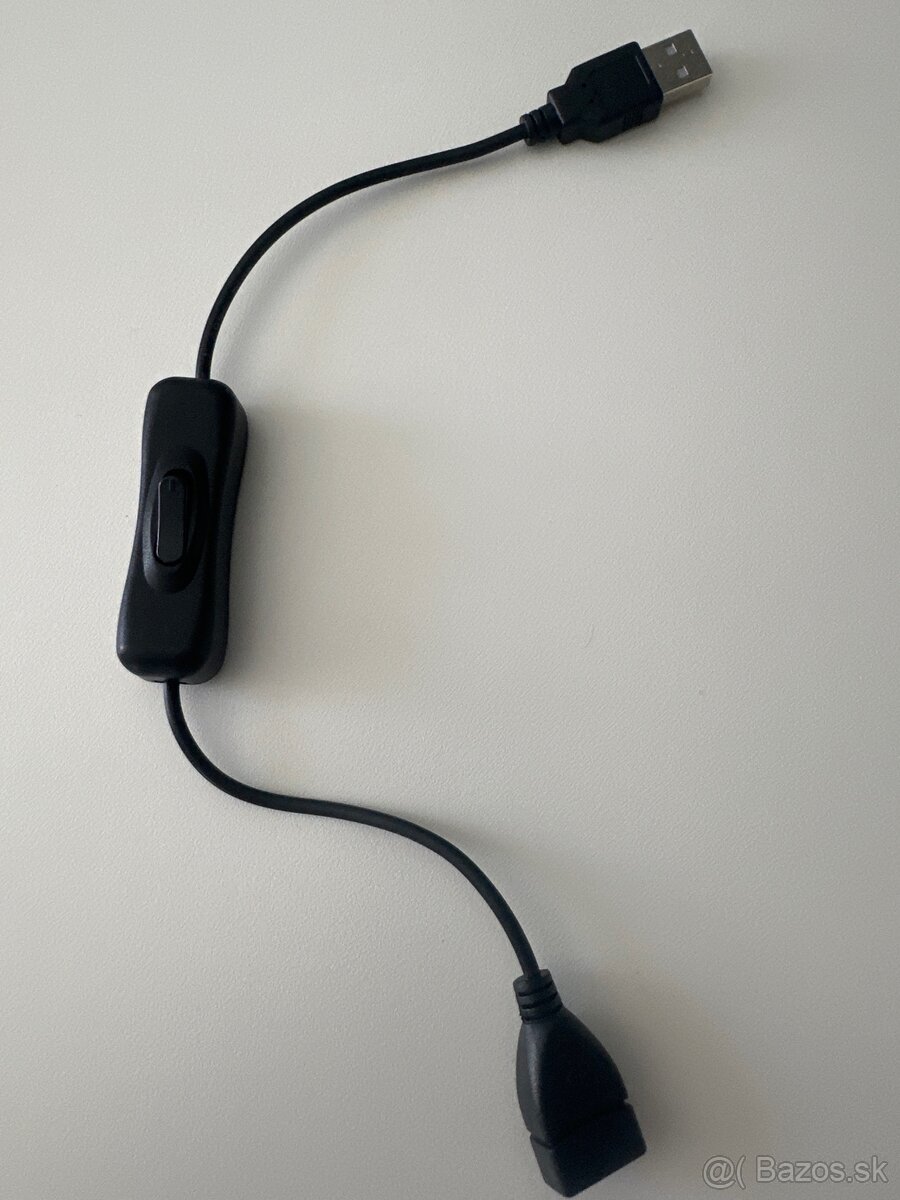 USB A predlžovací káblikom s vypínačom nové