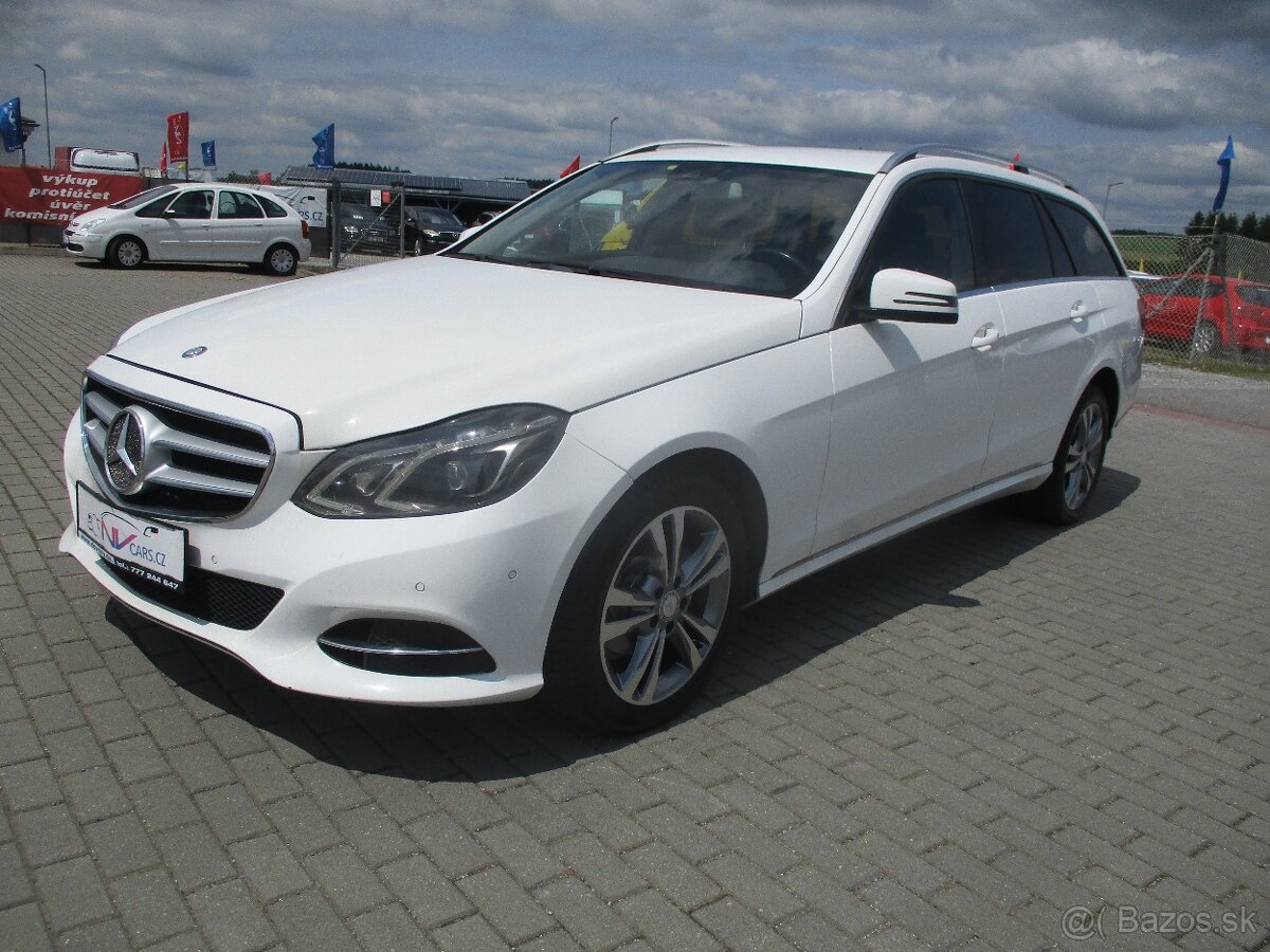 MERCEDES E220 CDi Avantgarde 9G-Tronic 03/2015