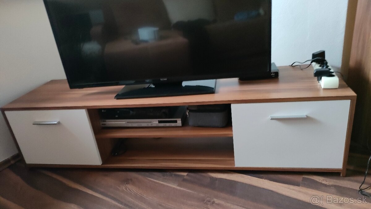 Obývacia stena
