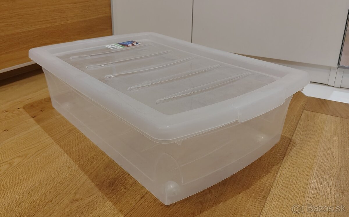 Úložná plastová krabica na kolieskach stohovacia nízka