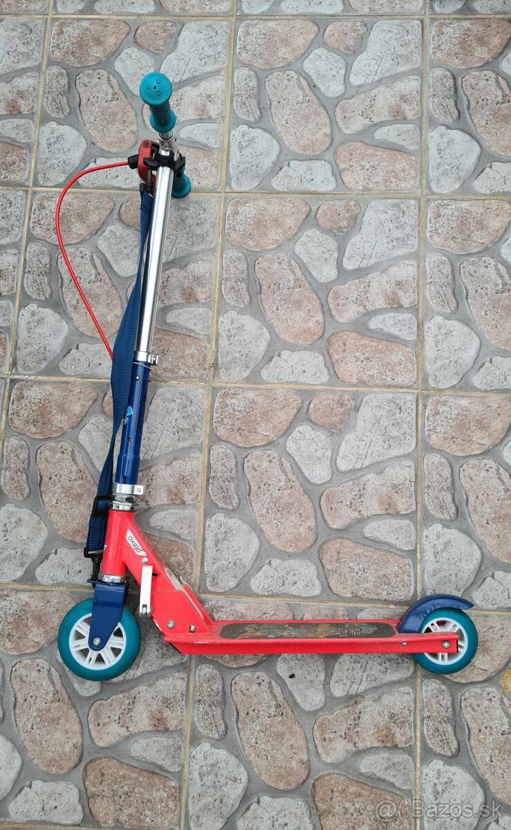 Kolobezka oxelo cerveno modra