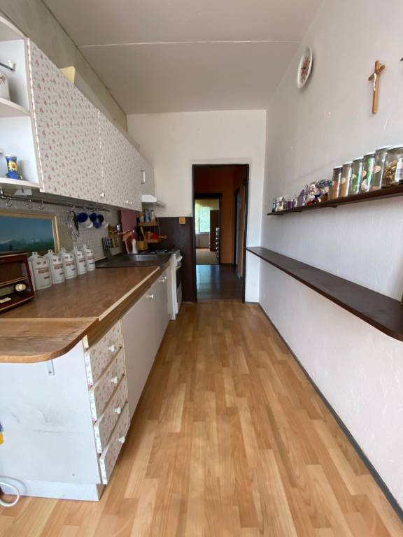 Na predaj  4 izbový byt vo vyhľadávanej obci Očová