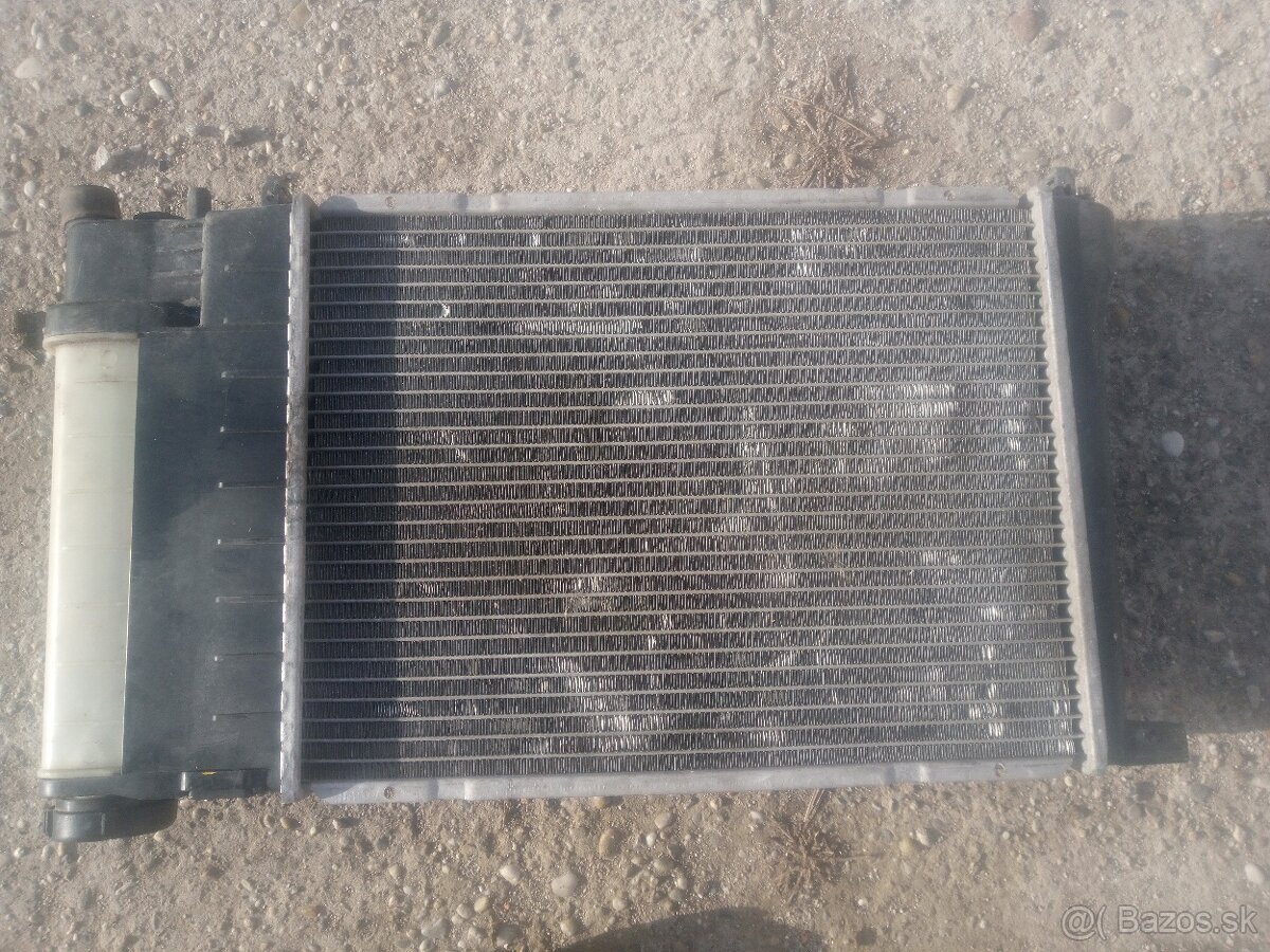 bmw E36 chladic na vodu