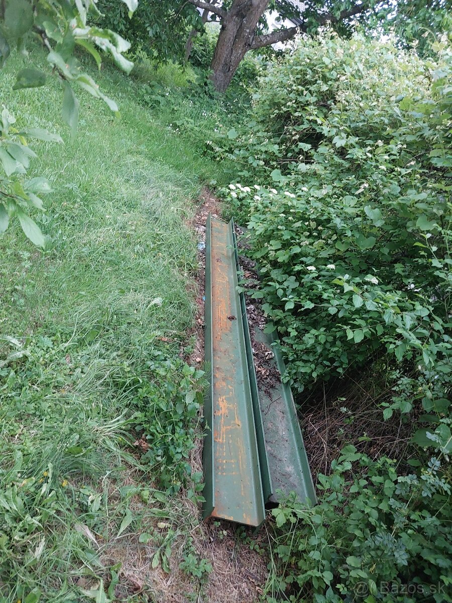 Ocelove roxory a karisiet