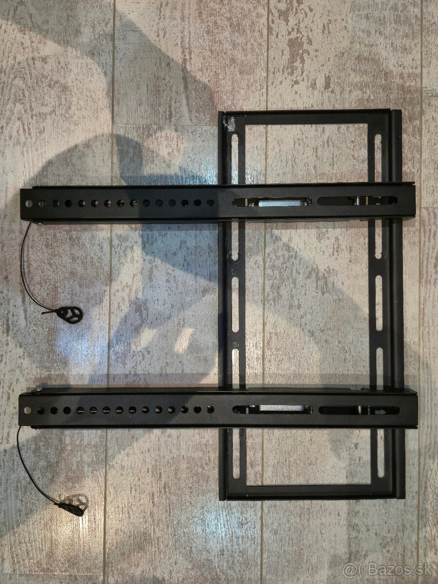 Držiak na televízor